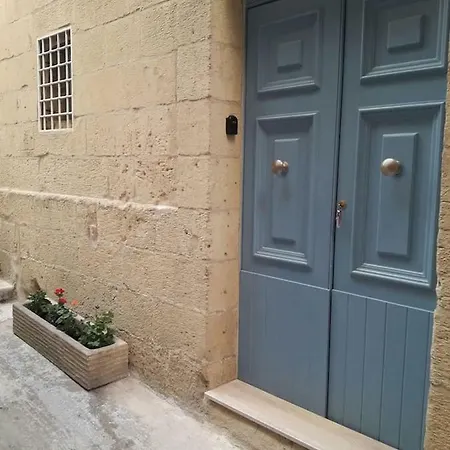 Renovated House In The Centre Of Semesterbostad