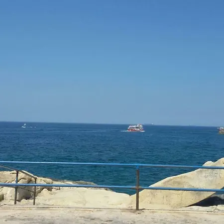 Renovated House In The Centre Of Holiday home Valletta